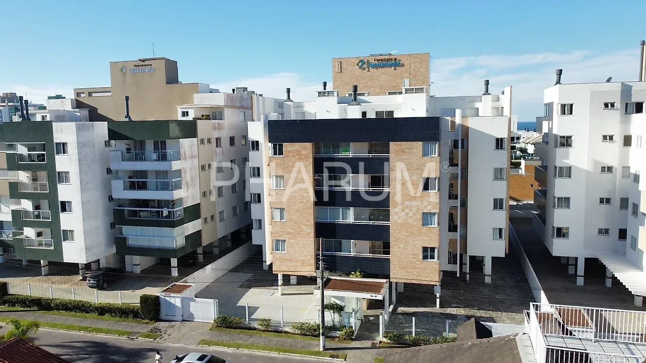 Apartamento 2 dormitorios sendo 1 suite.
