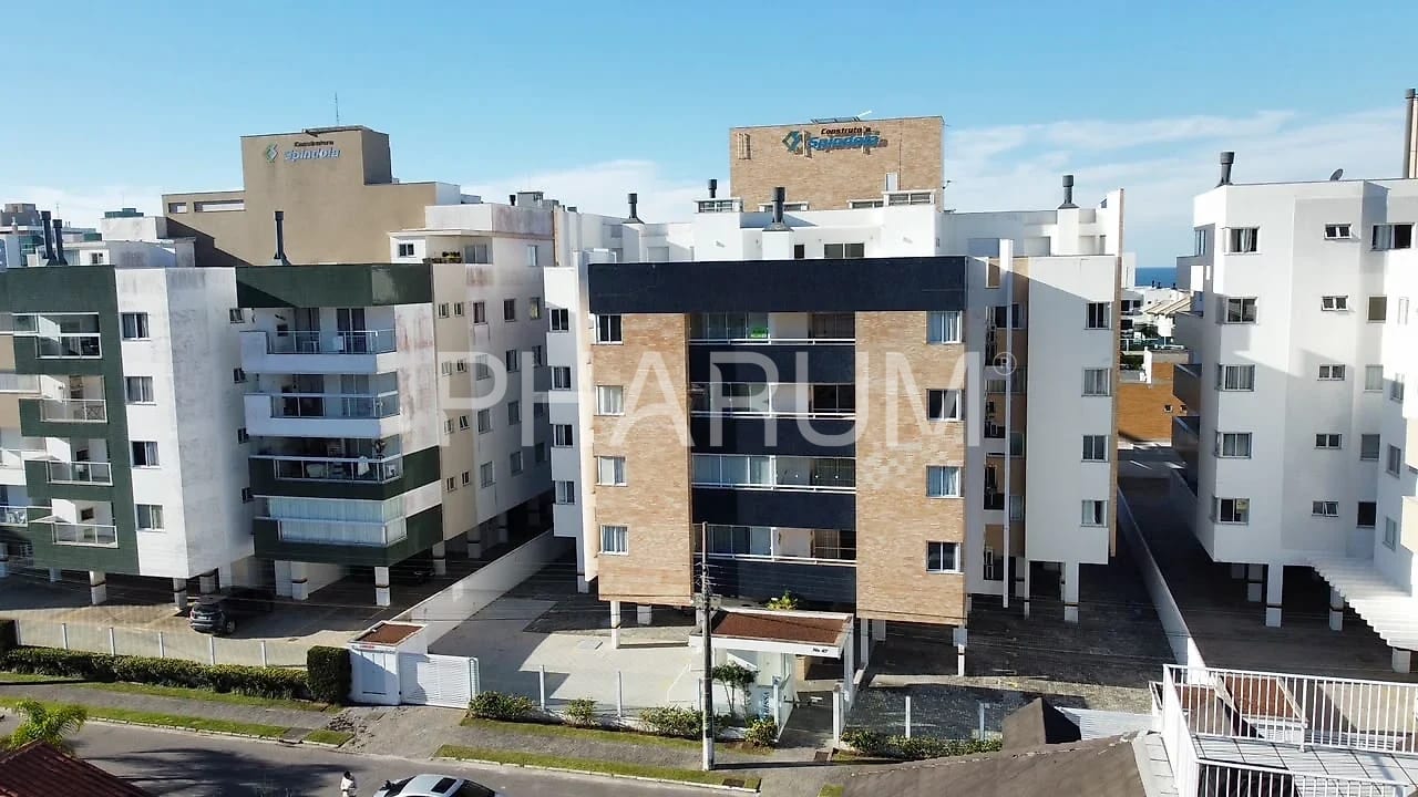 Apartamento 2 dormitorios sendo 1 suite.