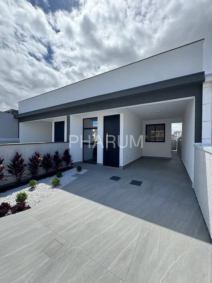 Casa 2 Quartos com 1 Suíte e 70m² - Forquilhas
