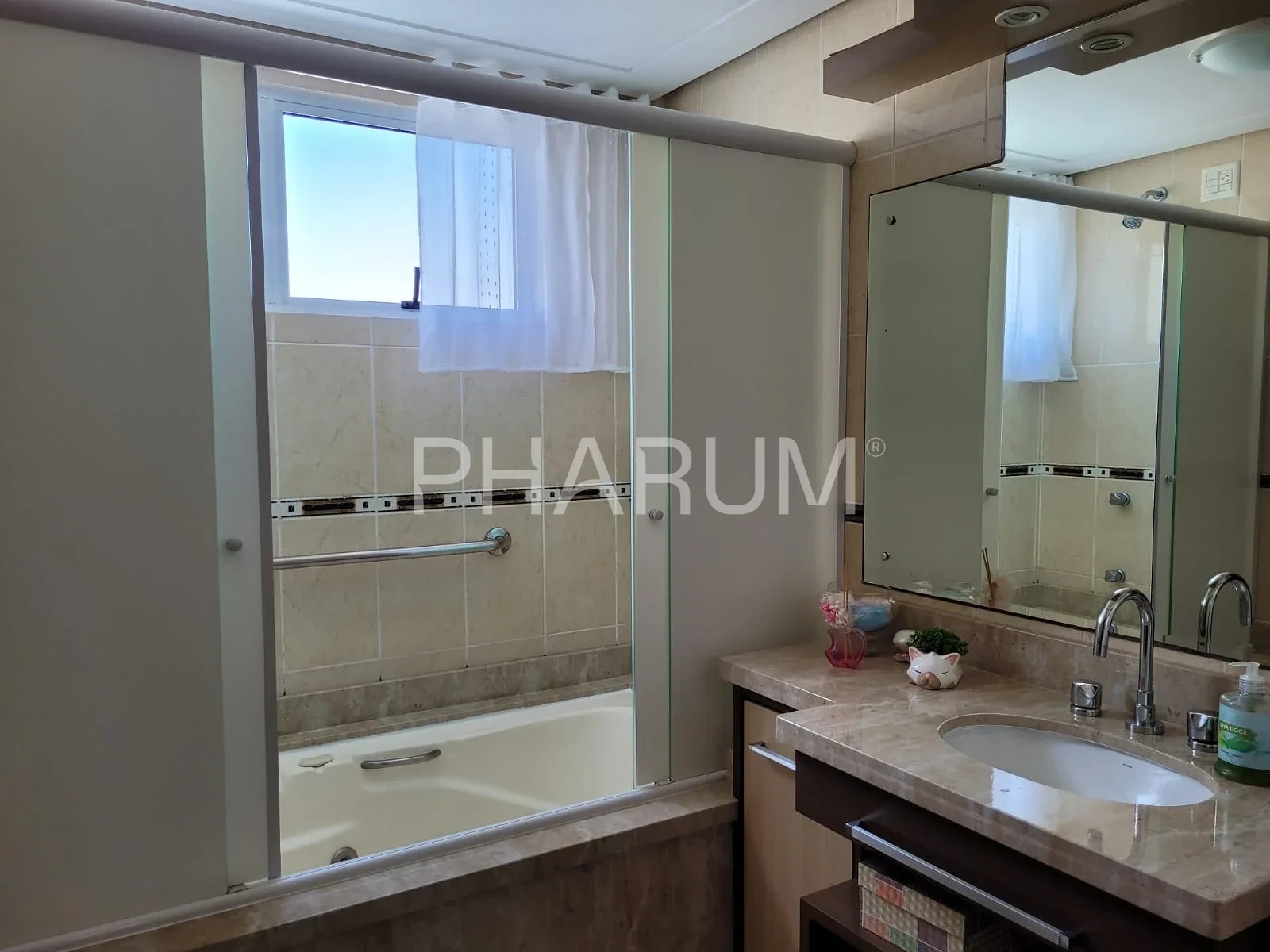 Apartamento 4 dormitórios em Campinas