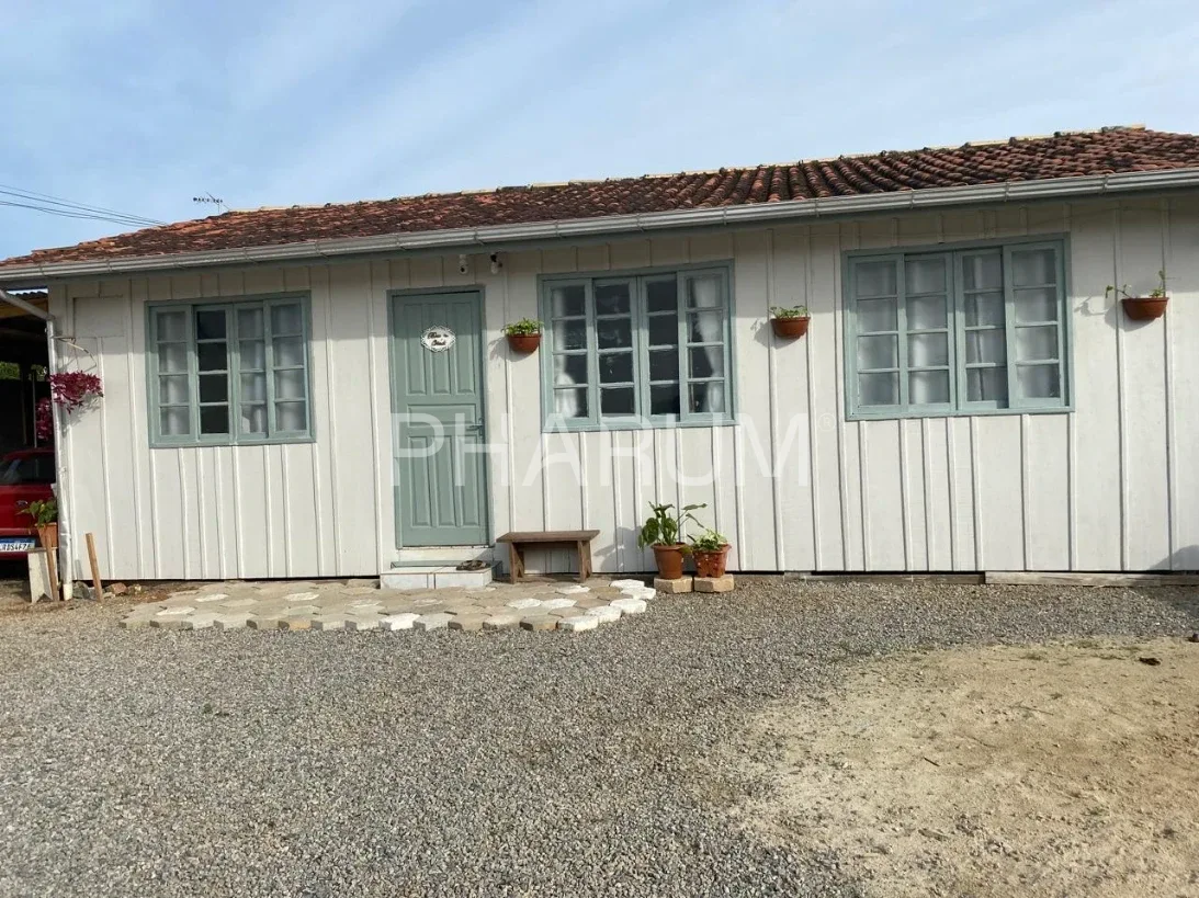 Casa 3 dormitórios, 1 suíte. Guarda do Cubatão - Palhoça