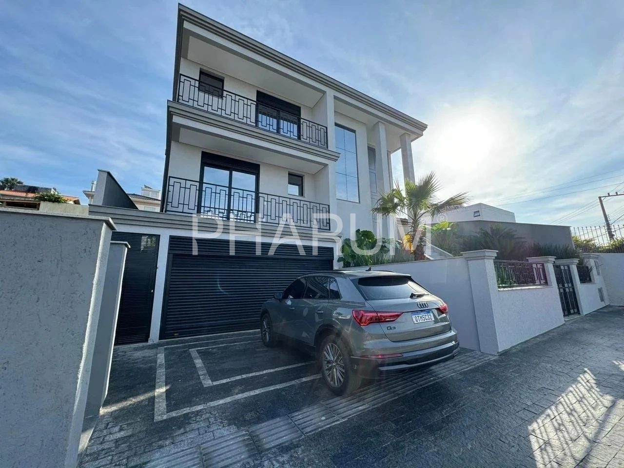 Casa na Pedra Branca à venda 3 suítes | XP1662