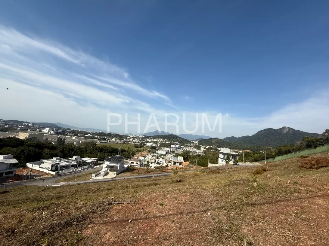 Terreno 360 m² - São José - Condomínio Fechado | XP2809