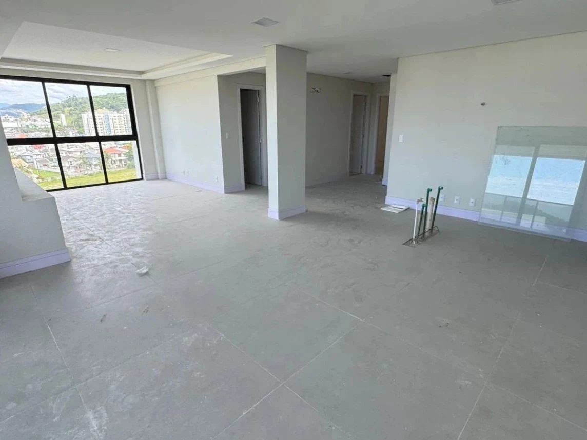 Apartamento a venda na Pedra Branca com 3 suítes, 4 banheiros e 1 vaga de garagem