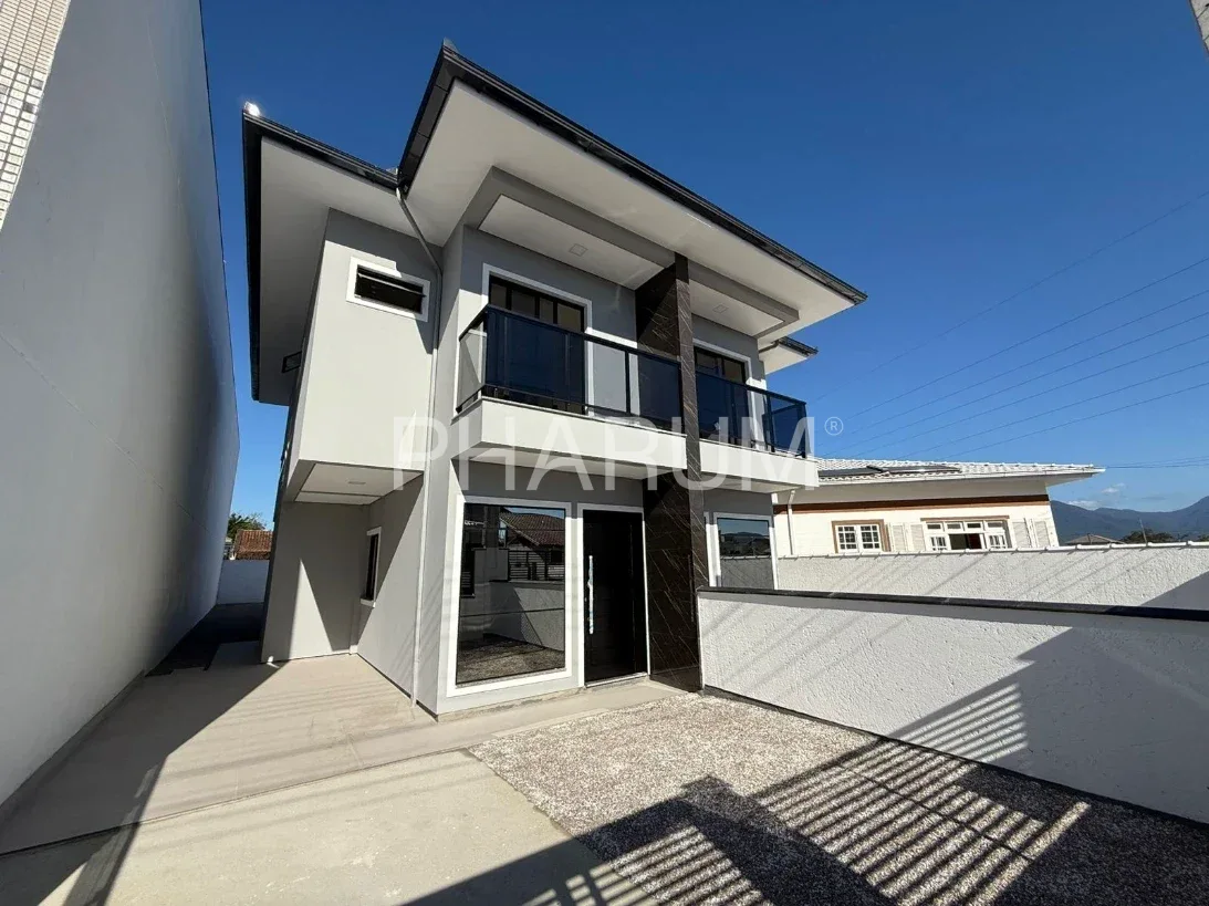 Sobrado 3 Quartos com 1 Suíte e 100m² no Pagani