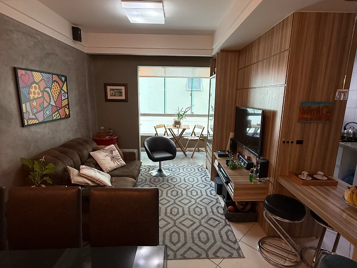 Apartamento mobiliado no Pagani com 2 quartos e 2 vagas