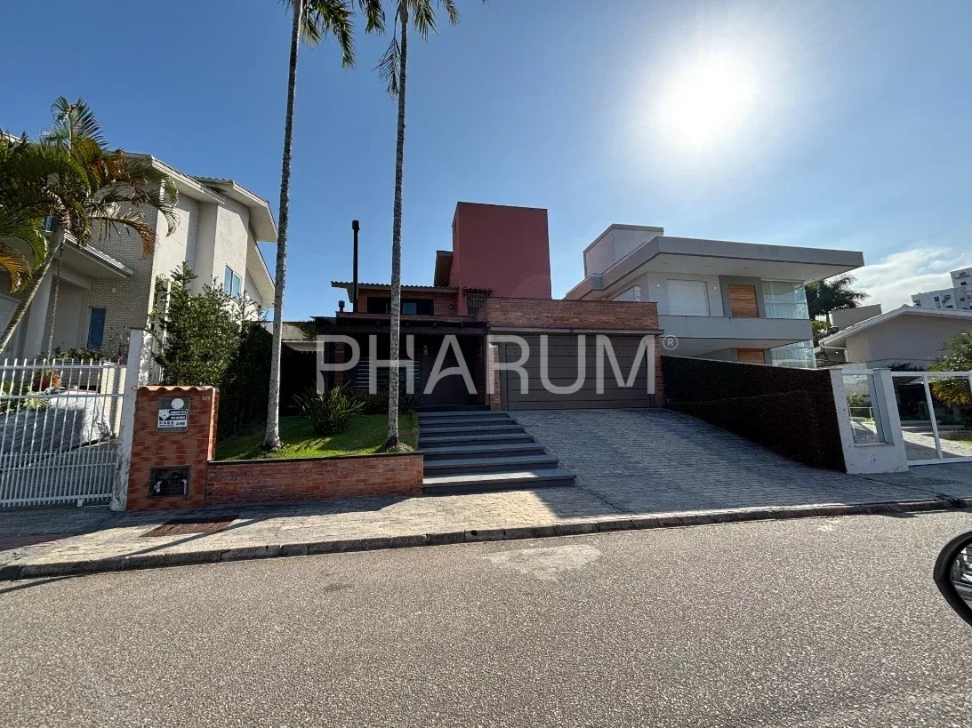 CASA 210m² ALUGA MOBILIADA PEDRA BRANCA PALHOÇA SC