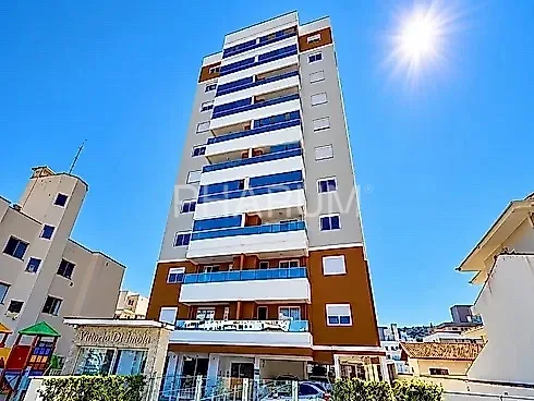 Apartamento 3 quartos com suíte no Pagani