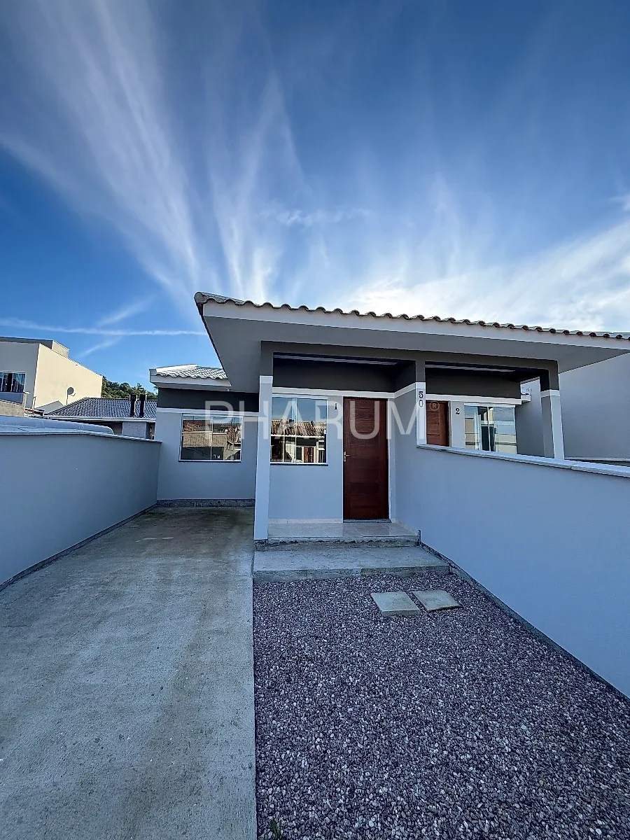 Casa Geminada 2 Quartos 50m² - Bela Vista