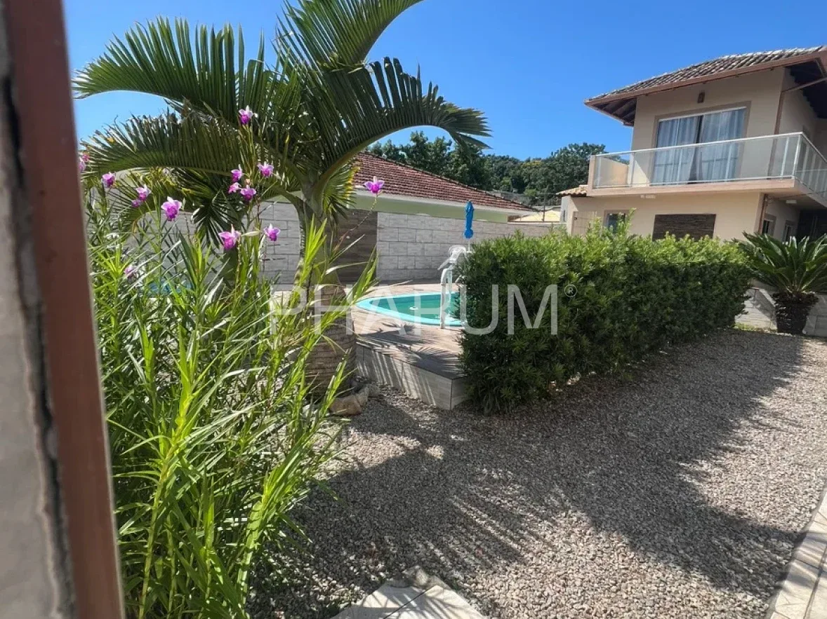 Casa 3 Quartos 140m com Piscina - Ipiranga