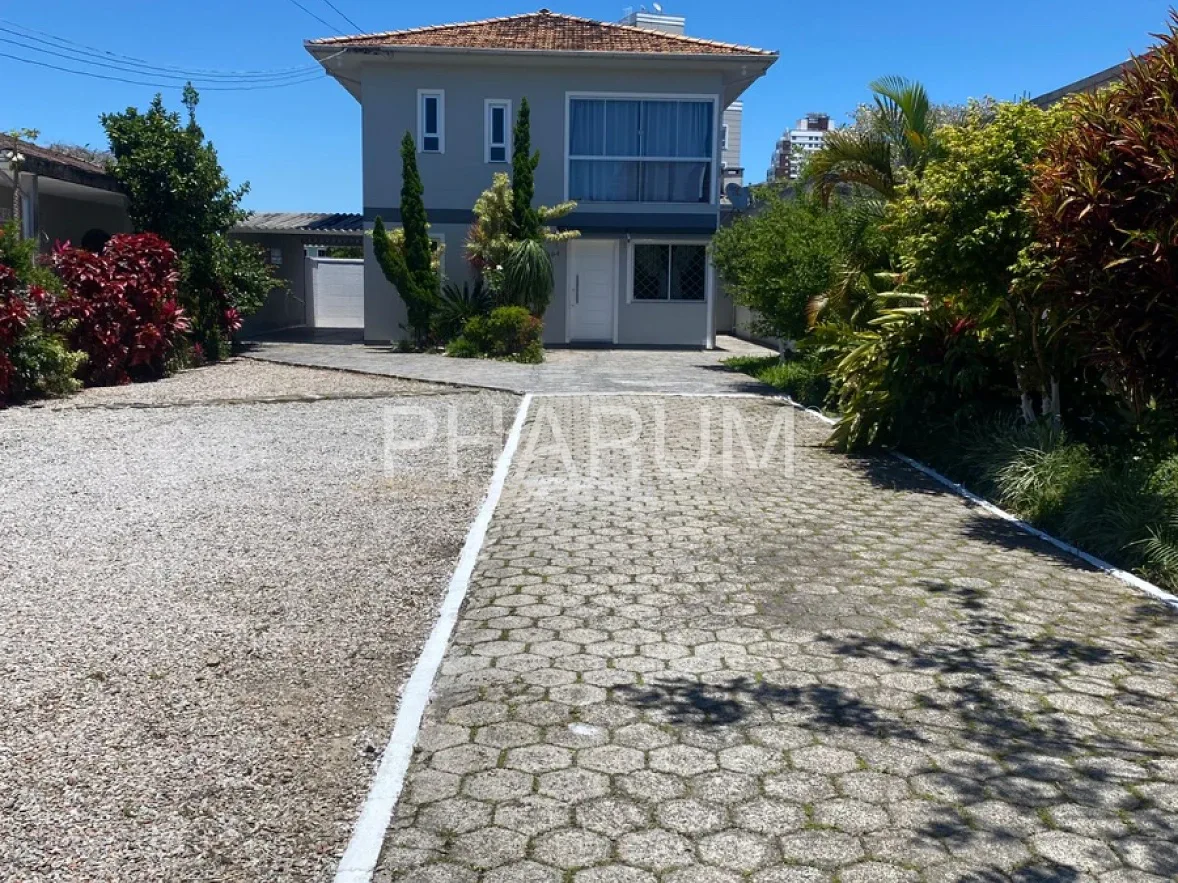Casa com 174m2 na Ponte do Imaruim, Palhoça, Terreno c/483m2