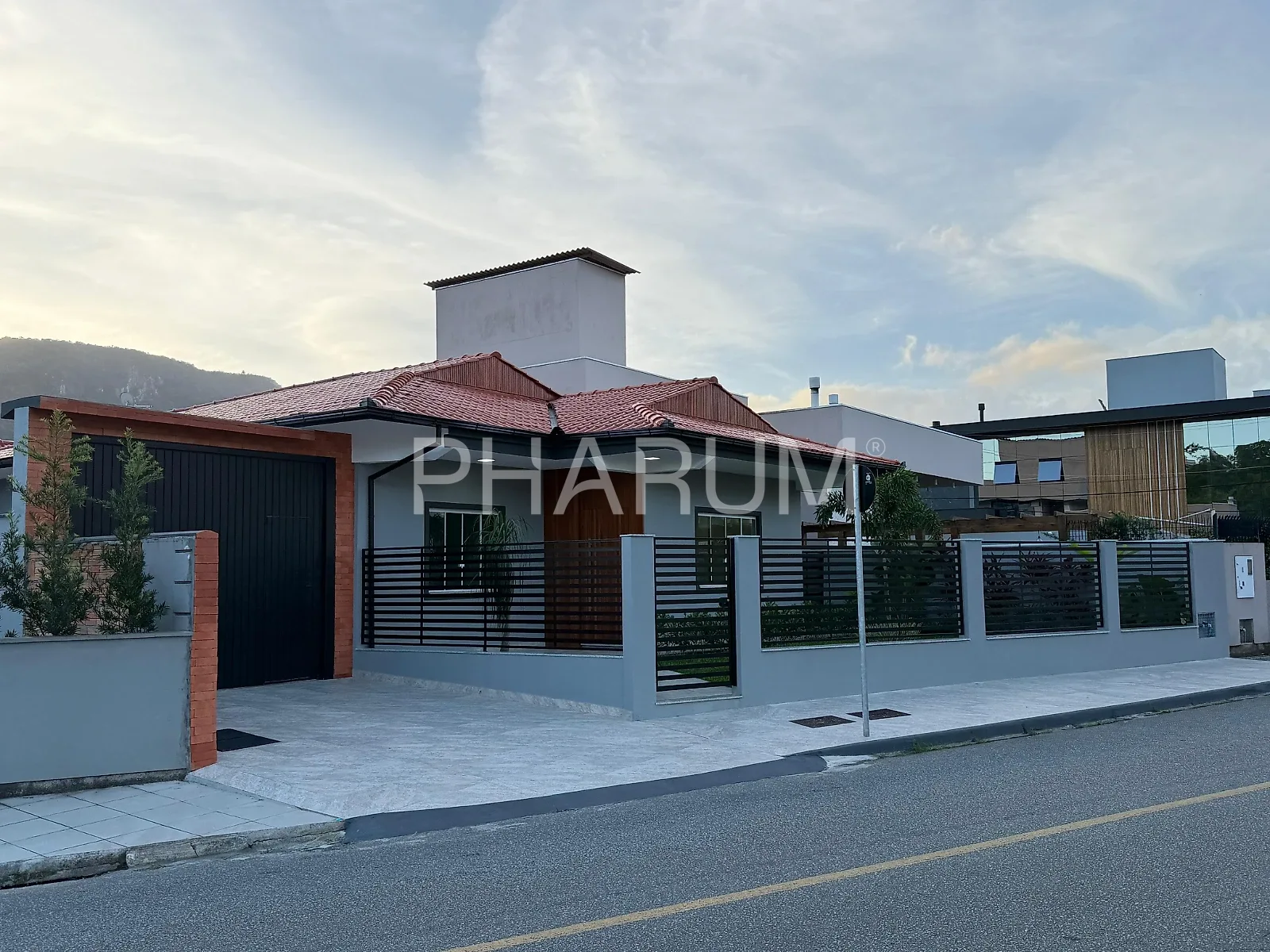 Casa de Alto Padrão à Venda | Pedra Branca – Palhoça/SC