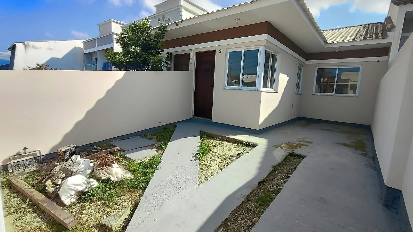 Casa 2 Quartos com Churrasqueira - Bela Vista
