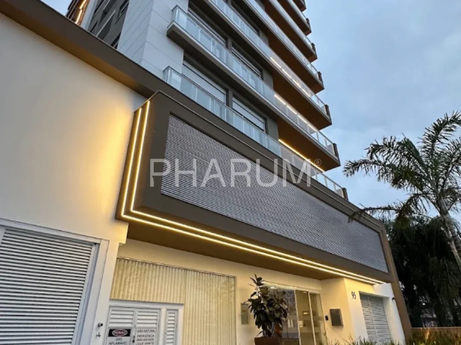 Apartamento a venda no Vogue Residence Palhoça com 2 quartos sendo 1 suíte, 2 banheiros, vaga dupla