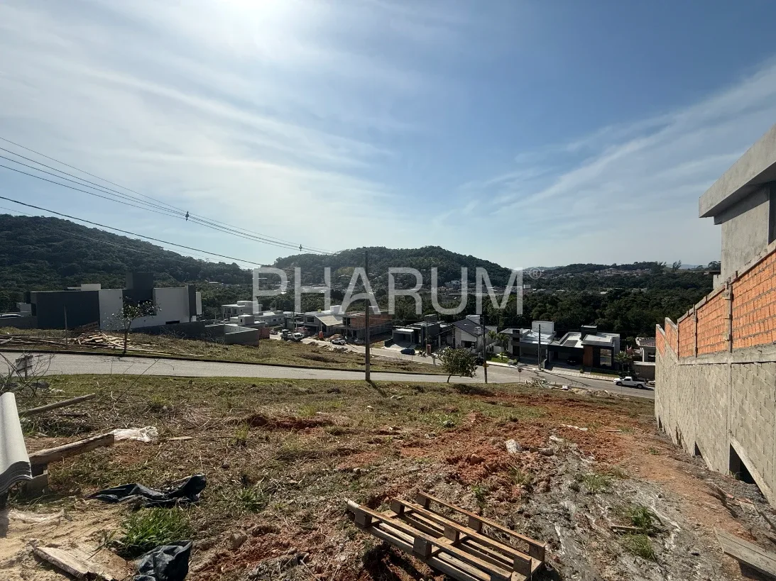 Terreno 360m² em Condomínio - Sertão do Maruim