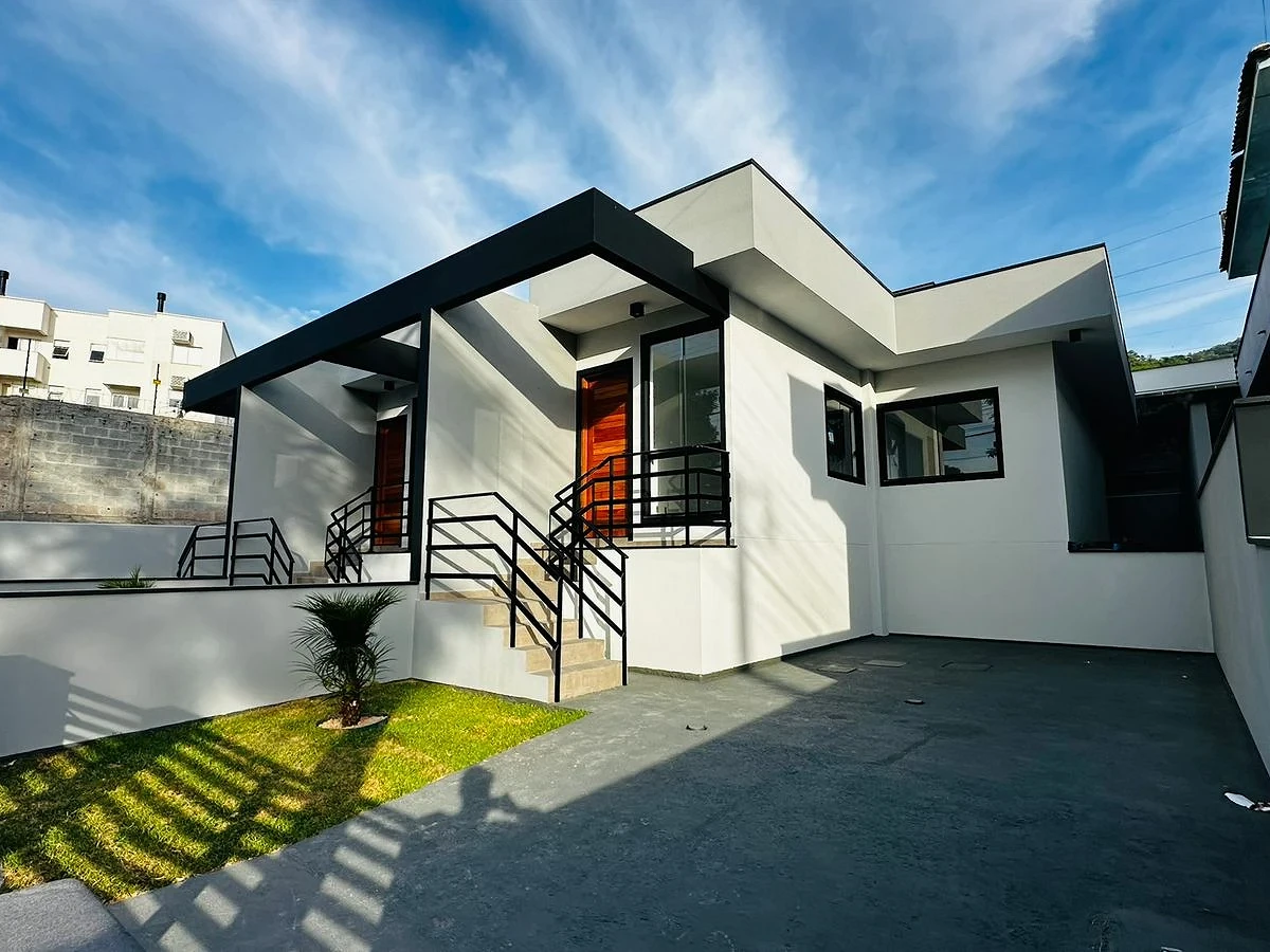 Casa Geminada 50m² 2 Quartos - Caminho Novo