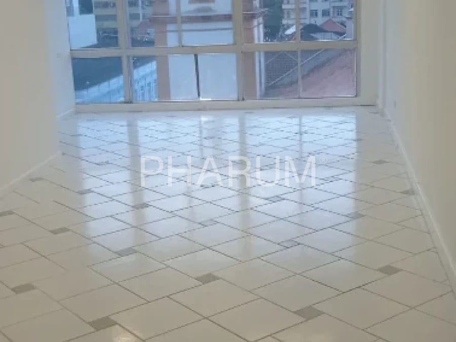 Escritório/Sala Comercial - 111m², Centro