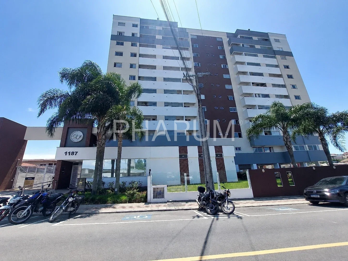 Apartamento Mobiliado com 2 Dormitórios sendo uma Suíte