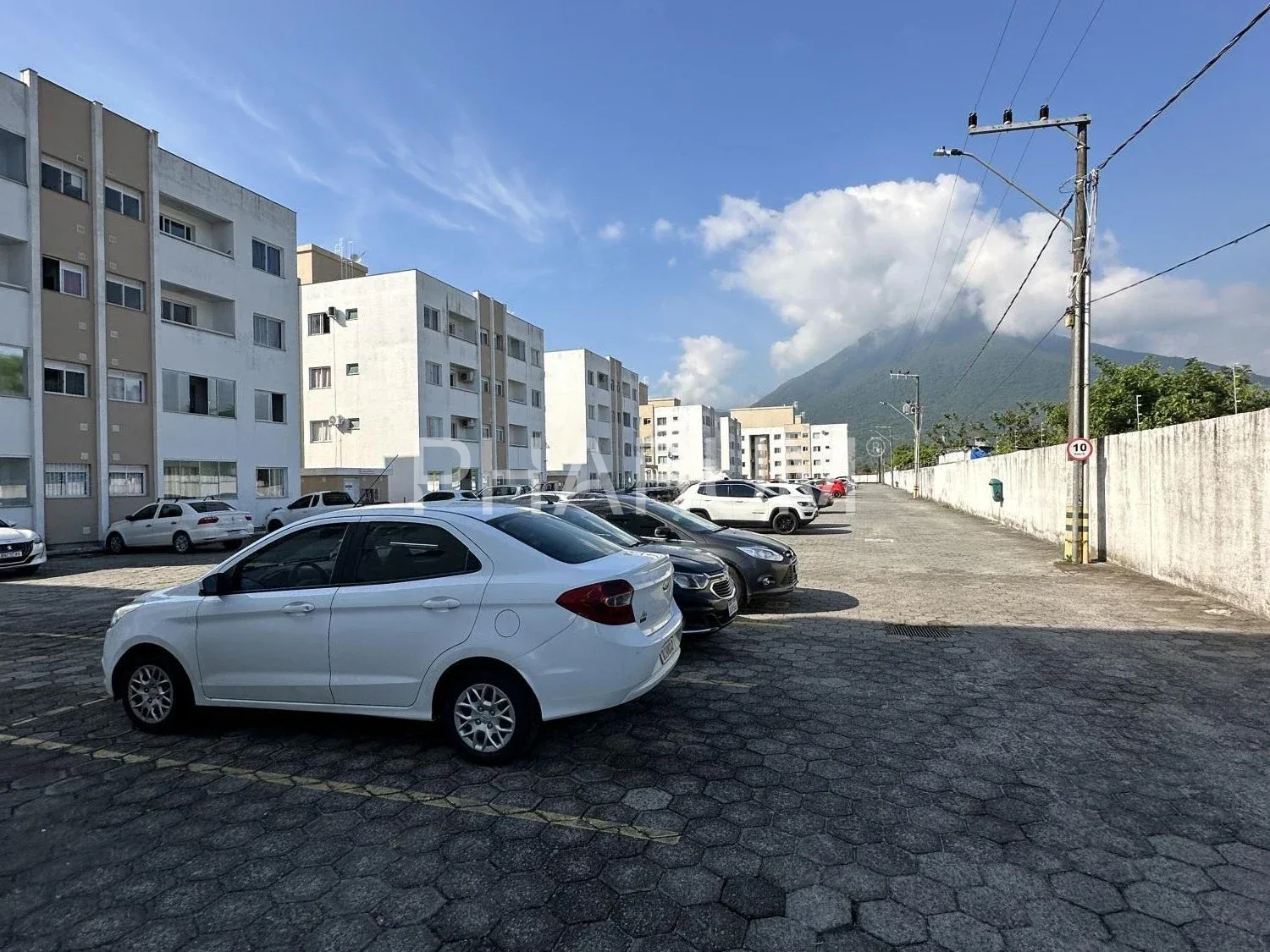 Apartamento na Palhoça à venda com 2 quartos - Aririu da Formiga