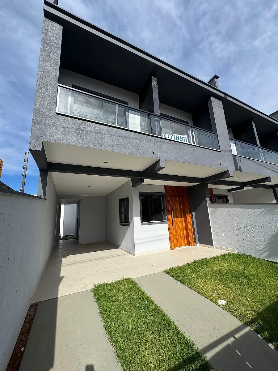 Sobrado 3 Quartos com 1 Suíte e 95m² - Sertão do Maruim