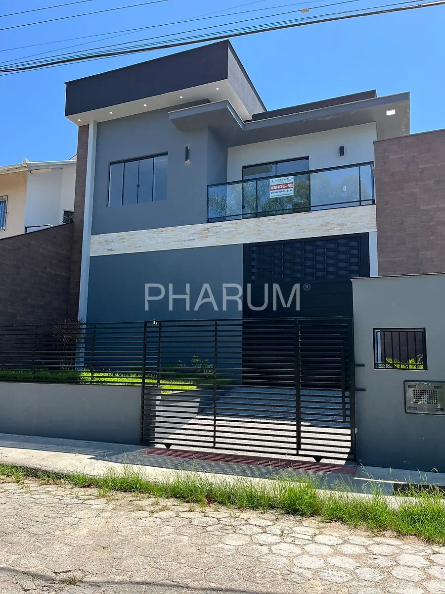 Casa 3 Quartos com 1 Suíte e 90m² - Forquilhas