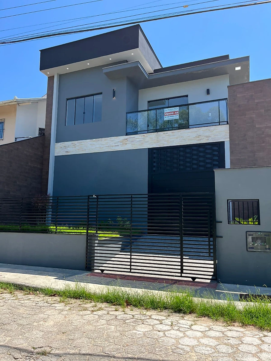 Casa 3 Quartos com 1 Suíte e 90m² - Forquilhas