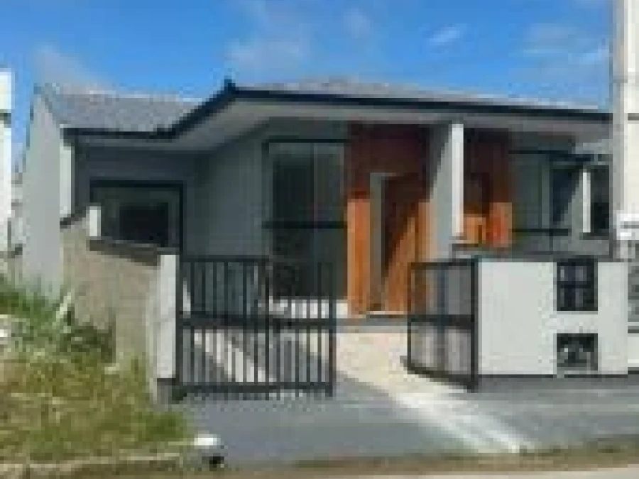 Casa Geminada 2 Dormitórios