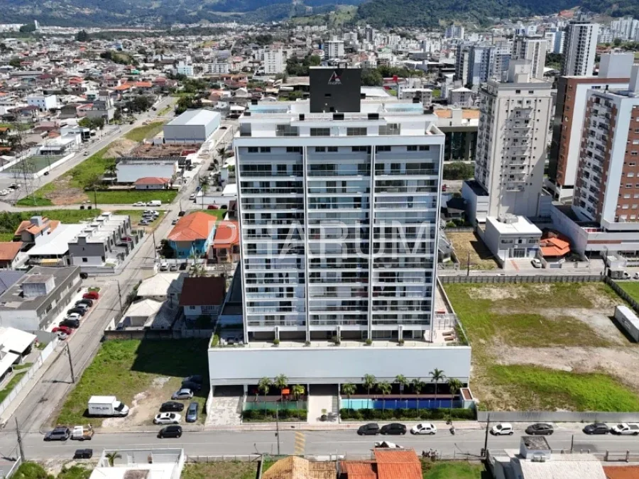 Apartamento 3 Dormitórios mobiliado no Pagani