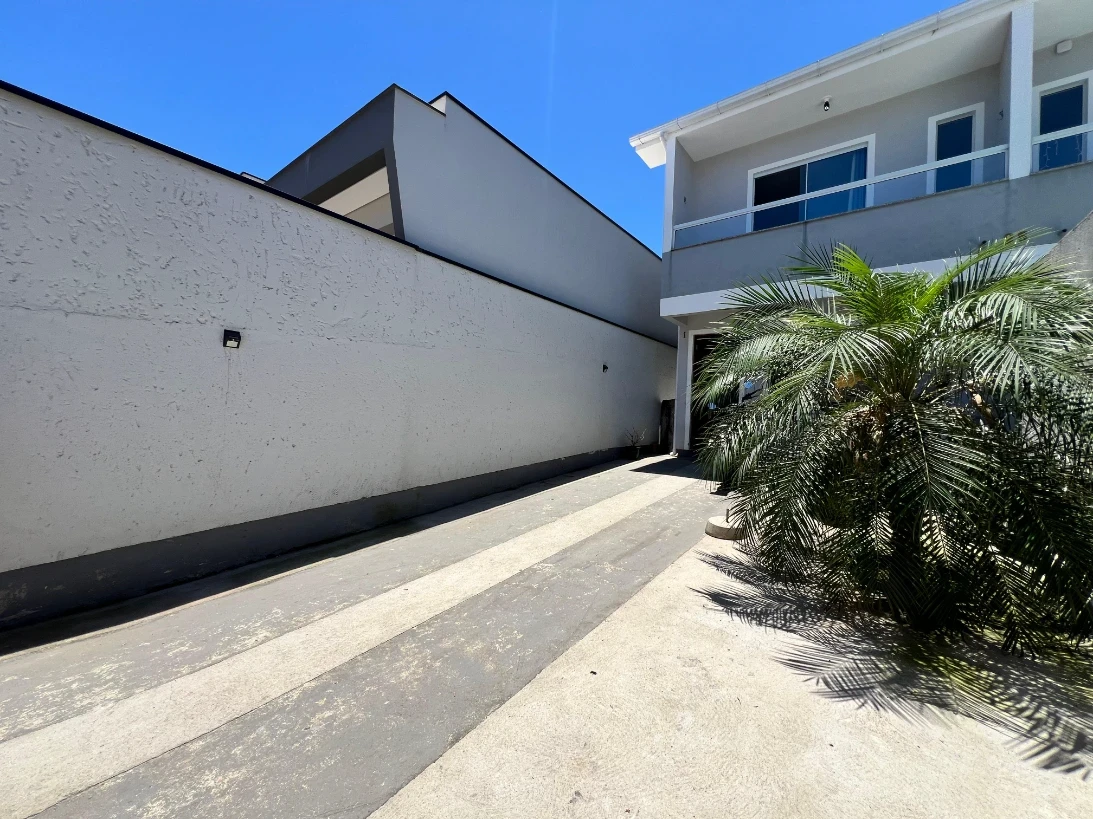 Sobrado Geminado 2 Quartos 70m² - Bela Vista