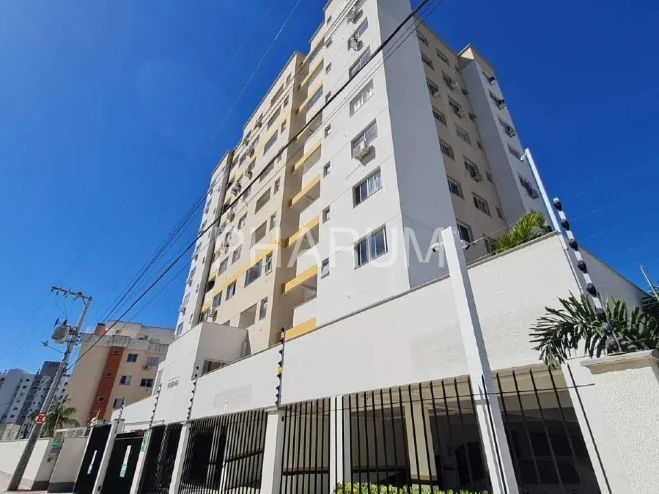Apartamento semi mobiliado com 2 quartos a venda na Pedra Branca.