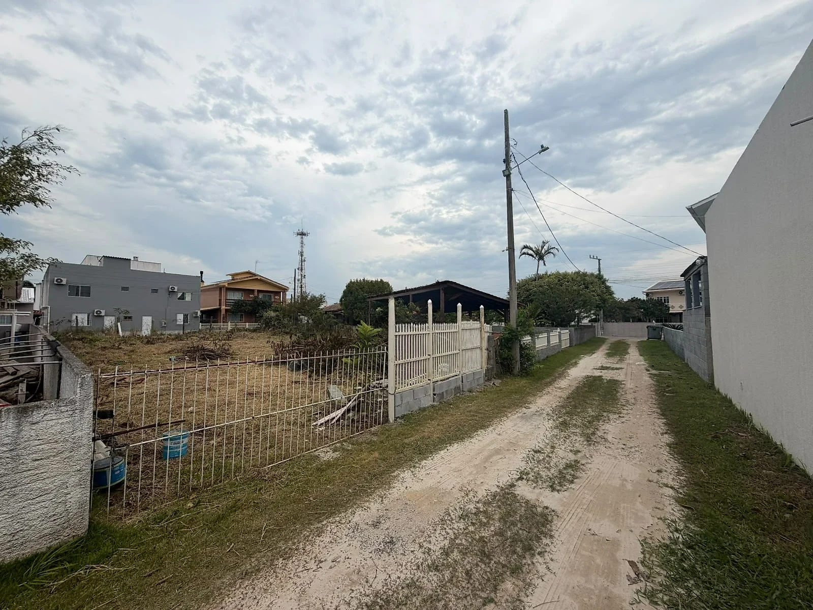 Terreno 397m² em Condomínio - Pinheira