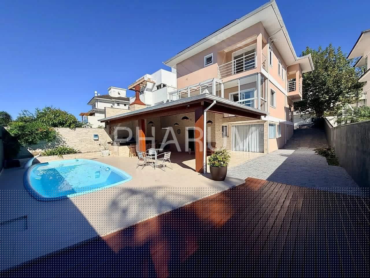 Casa 4 Quartos com 3 Suítes - Pedra Branca